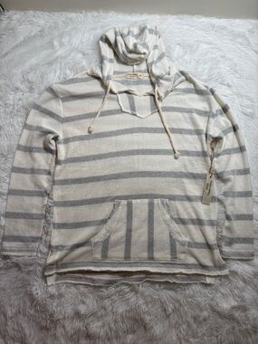 Ocean Drive White and Gray Striped Hooded Lightweight Pullover